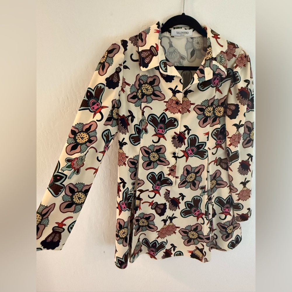 Valentino Italian Cream and Pink Patterned Fabric